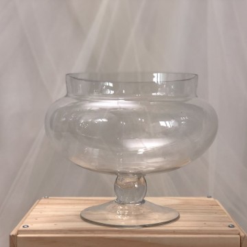 Fishbowl with stand