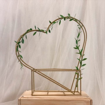 Heart Leaf Cage