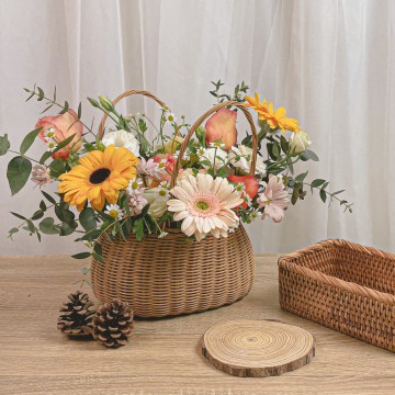 Blush Basket