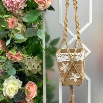 Hanging Flowerbasket