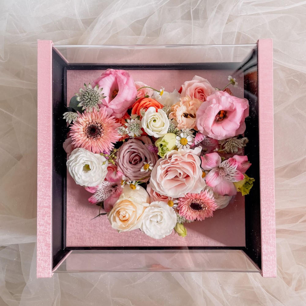 Flower Gift Boxes & Flower Baskets