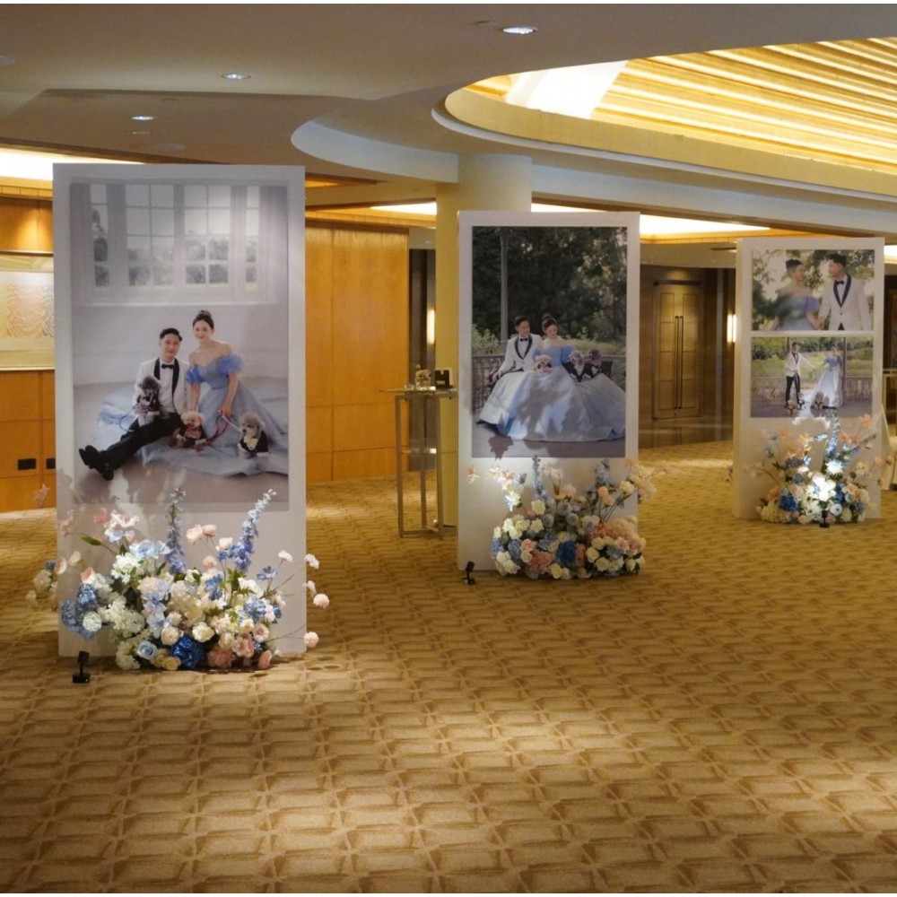 Photo Table Styling