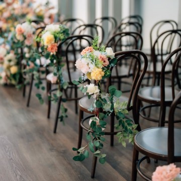 Cascading chair posy