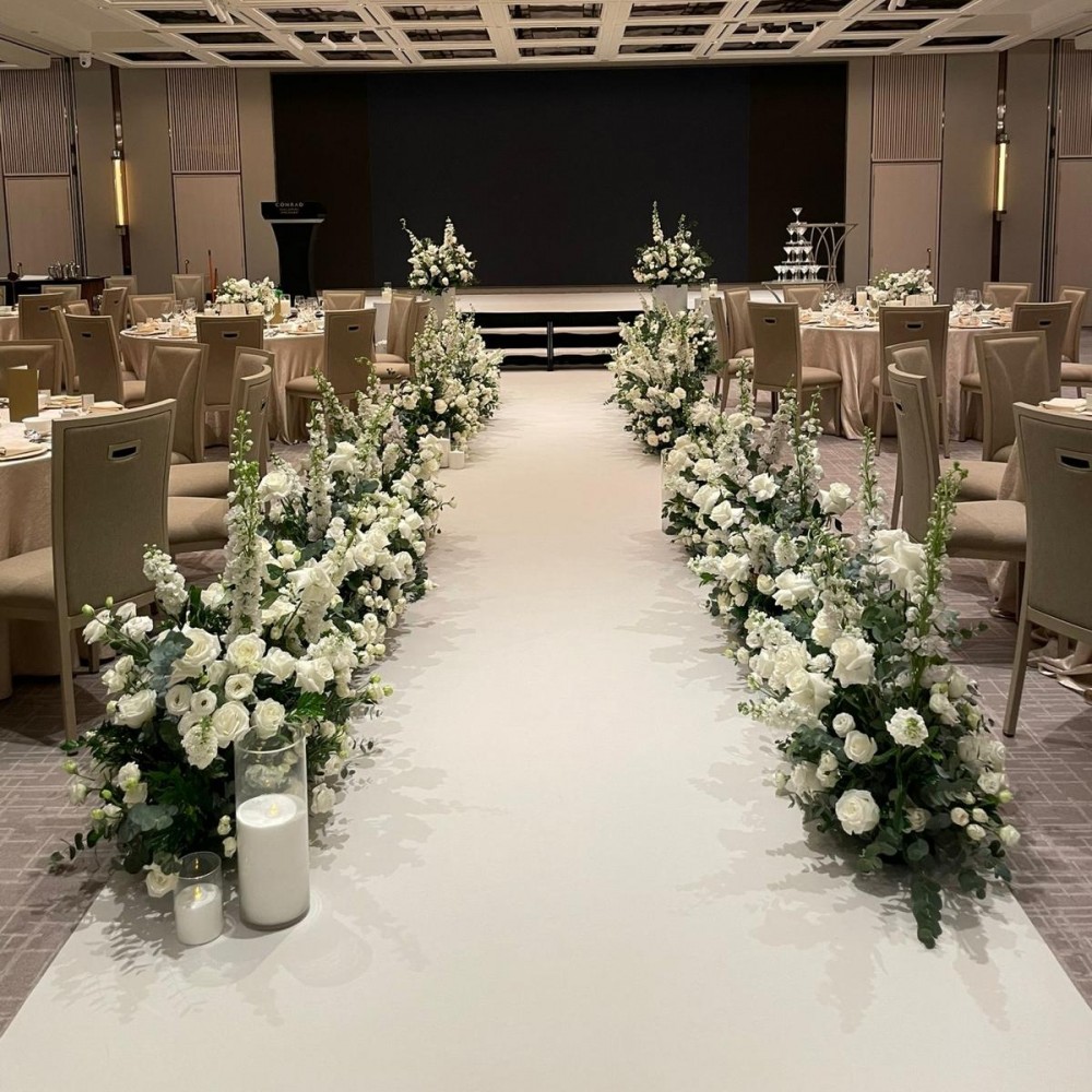 March in aisle