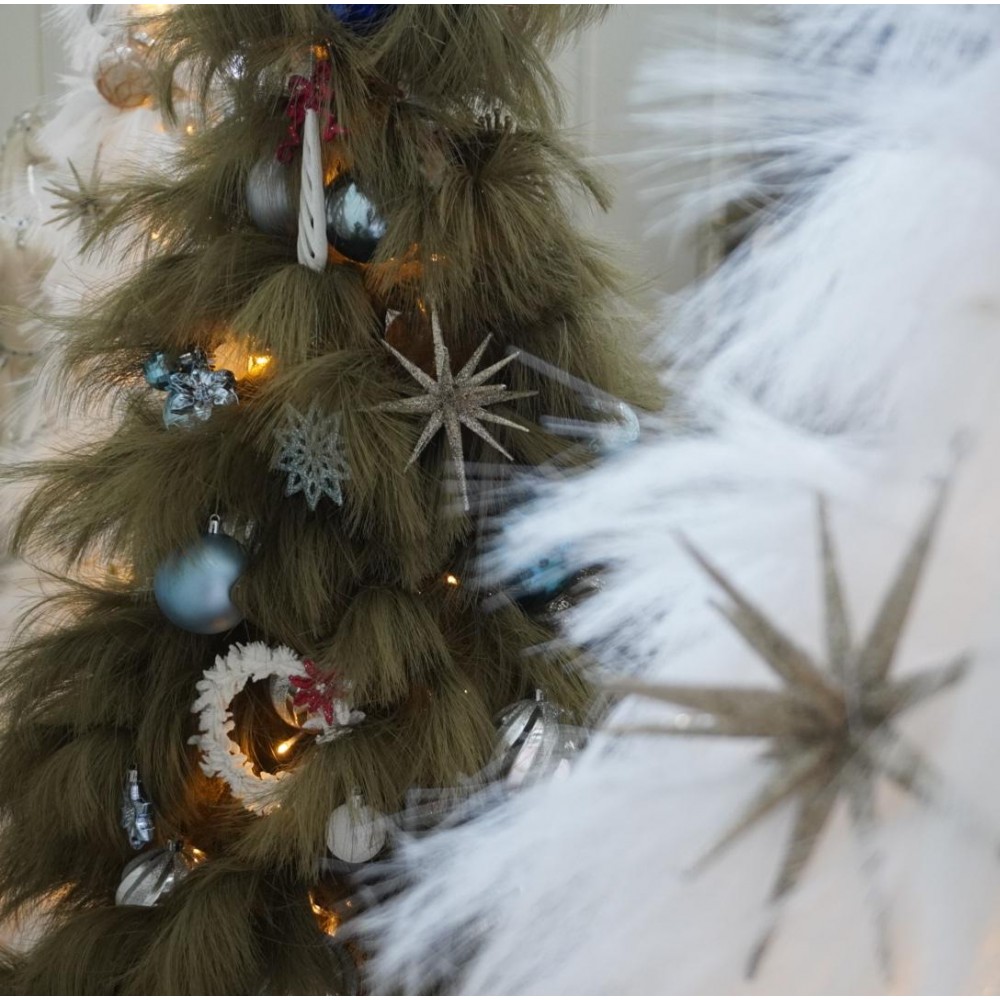 Tall Xmas Tree (Elf Green)