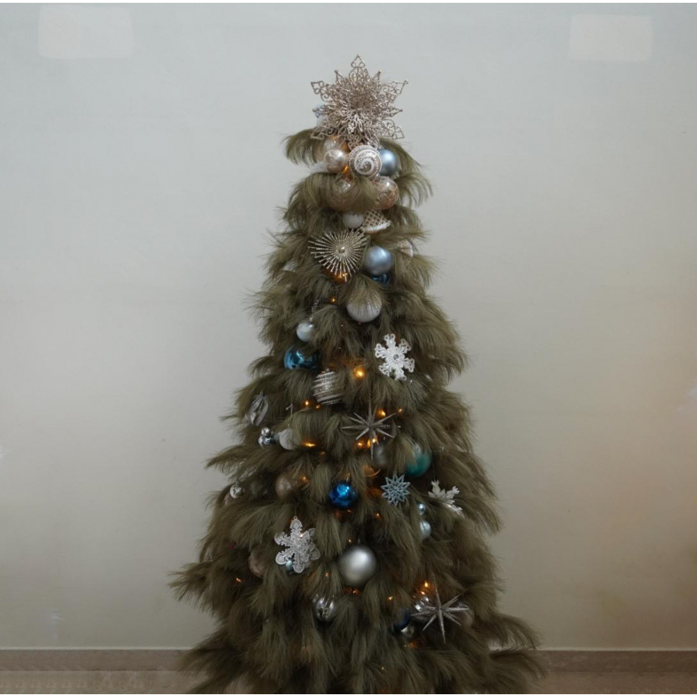 Tall Xmas Tree (Elf Green)